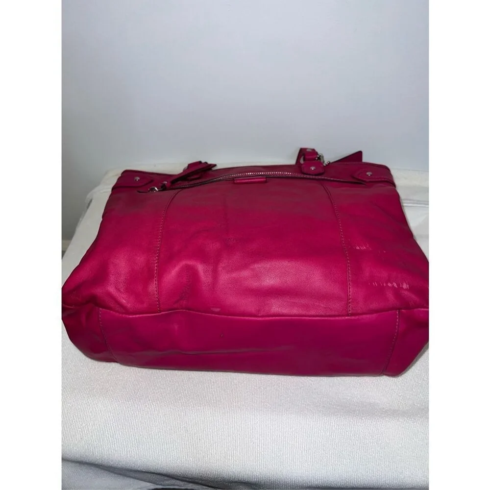 VTG COACH Daisy Magenta Leather Emma Shoulder Bag F23973 - Picture 2 of 11